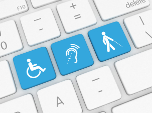 Touche de clavier en  bleu avec un picto blanc representant le handicap