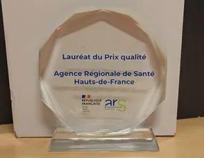 Trophée remis aux lauréats du prix qualité par ARS Hauts-de-France