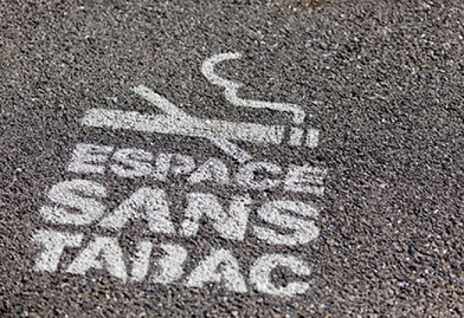 Marquage au sol "Esapce sans tabac"