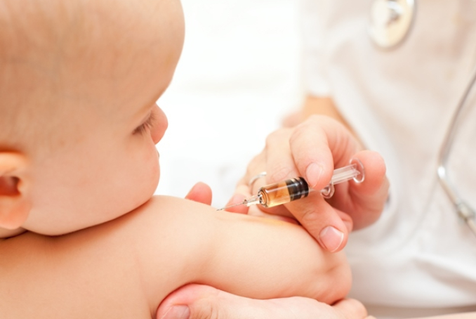Bébé vacciné